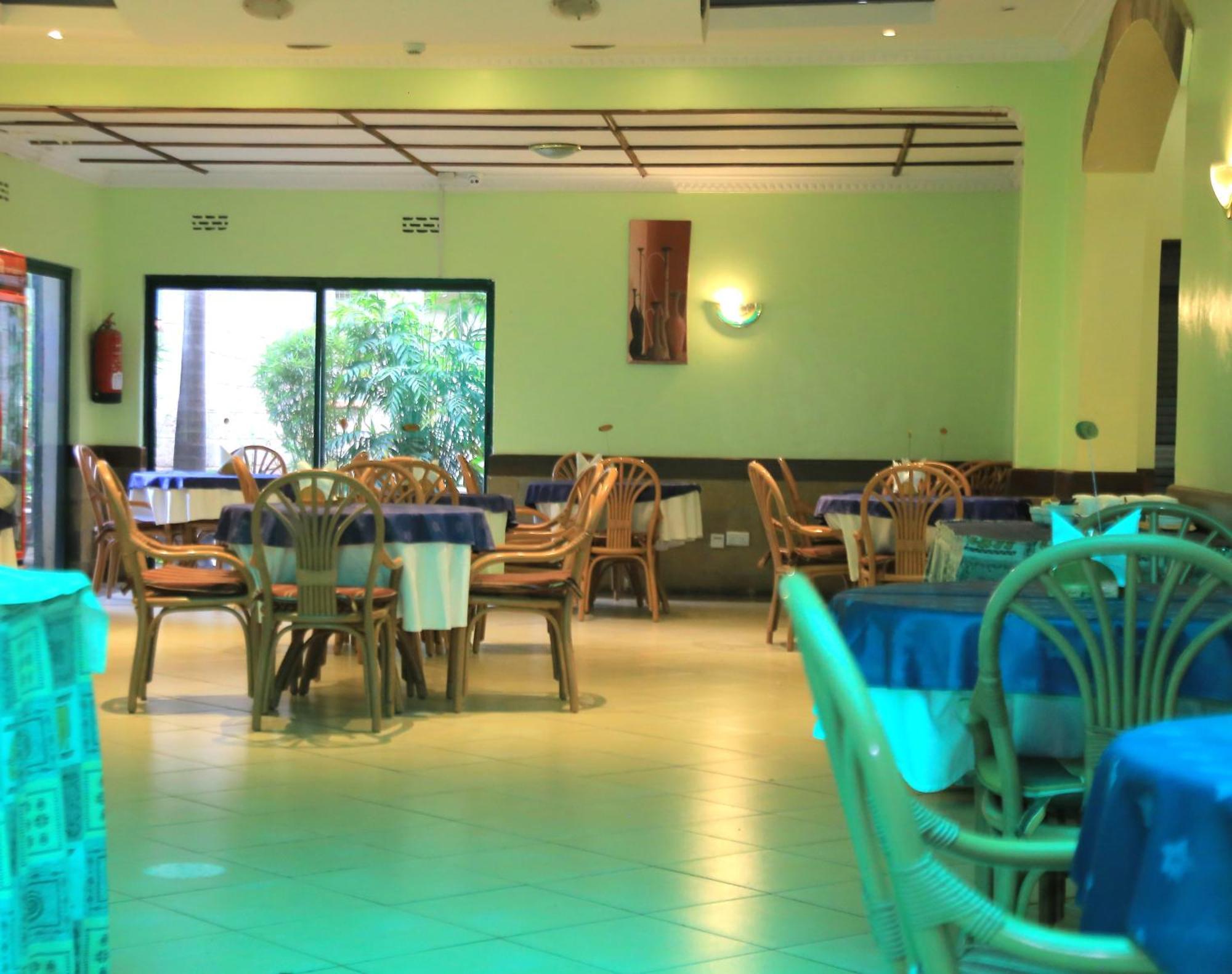 Ack Guest House Nairobi Ngoại thất bức ảnh